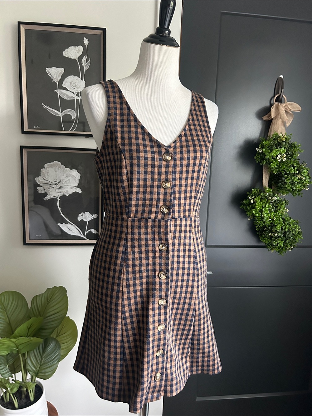 S Plaid Button-Front Sleeveless mini Dress in Brown and navy blue